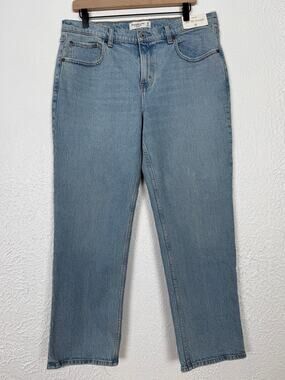 Abercrombie & Fitch 90s Straight Mid Rise Jeans Size 32 Short NWT